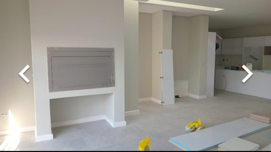 4 Bedroom Property for Sale in Sandown Western Cape